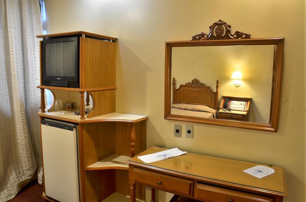Hotel Castelar Sao Paulo Room photo
